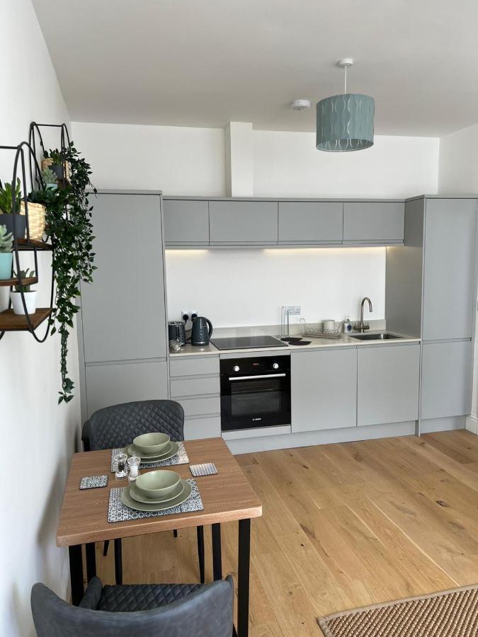 Lovely 1 Bed Flat *Free Parking* Hoe/Barbican Plymouth Bagian luar foto